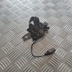 Pārsega atveršanas rokturis priekš SKODA OCTAVIA 2002