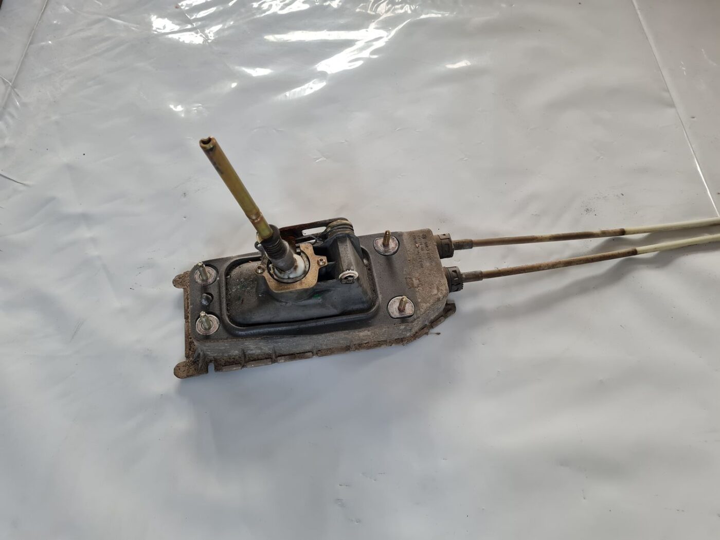 Ātrumu pārslēgšanas slēdzis priekš ŠKODA FABIA 2003