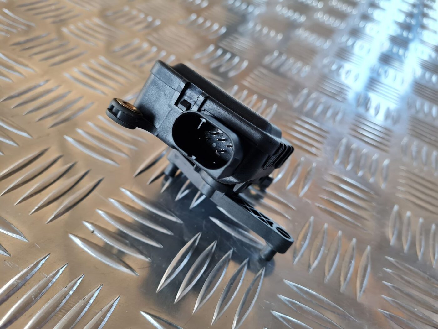 Apsildes sistēmas aktuators priekš AUDI A6 1998