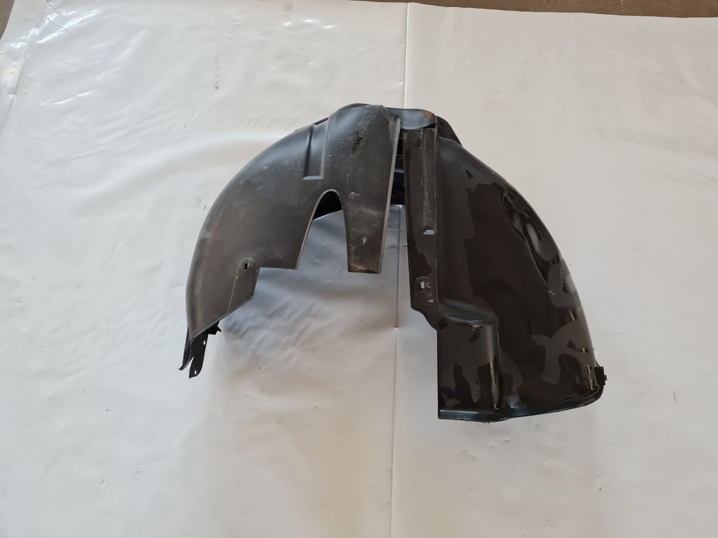 Aizmugurējais labais paspārns priekš AUDI A6 1998 1 Aizmugurējais labais paspārns priekš AUDI A6 1998