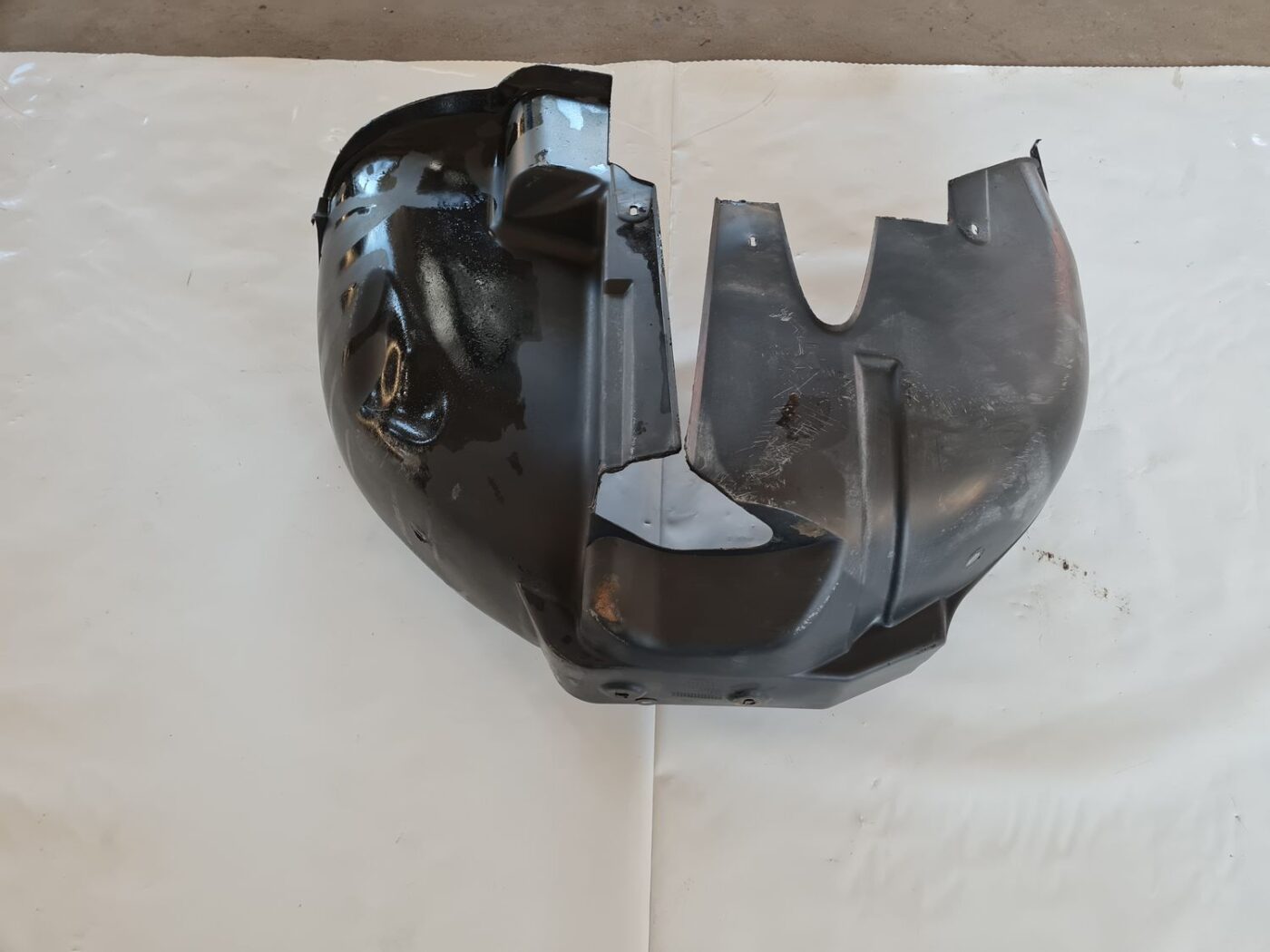 Aizmugurējais labais paspārns priekš AUDI A6 1998 8 Aizmugurējais labais paspārns priekš AUDI A6 1998