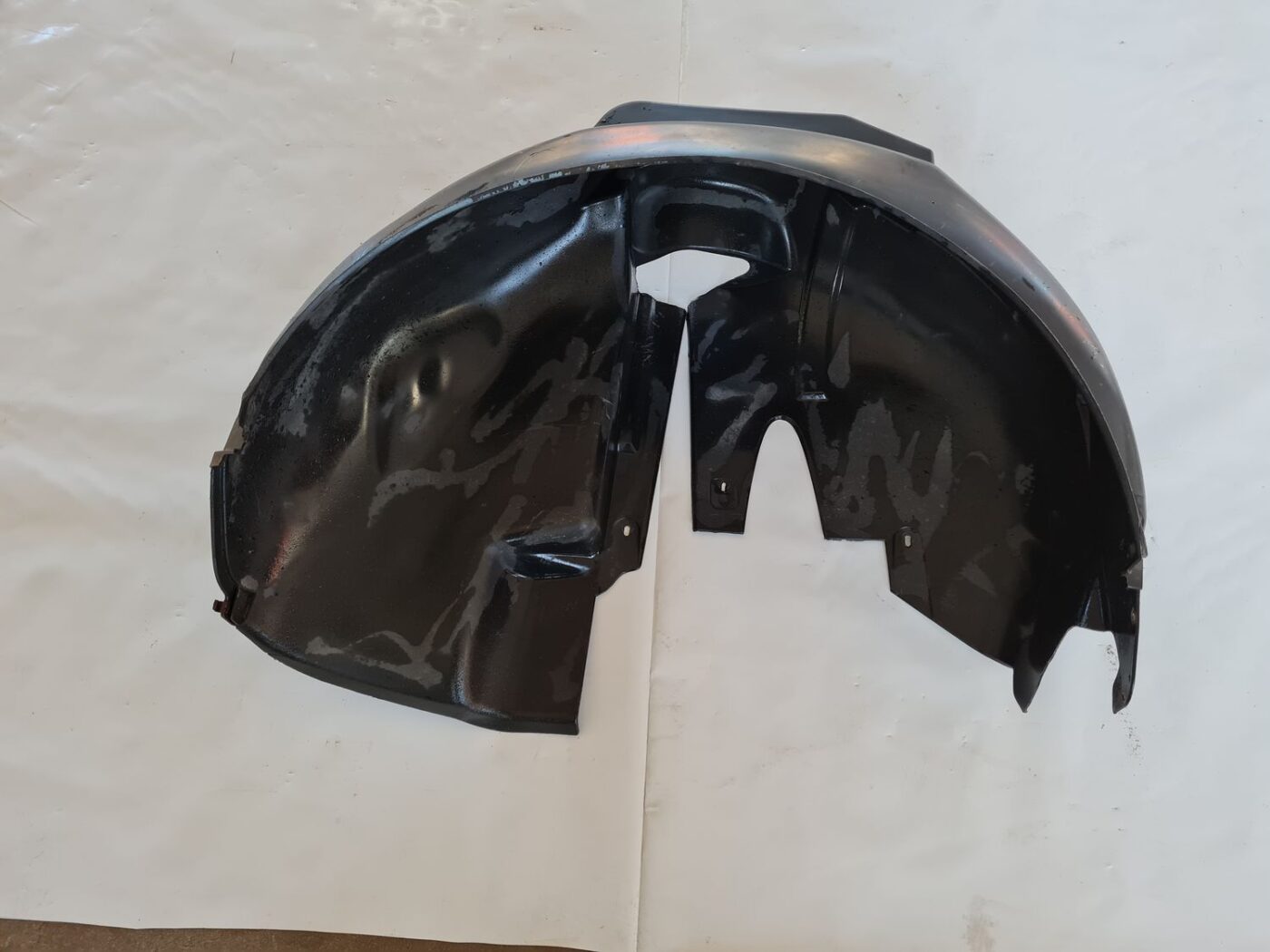 Aizmugurējais labais paspārns priekš AUDI A6 1998 6 Aizmugurējais labais paspārns priekš AUDI A6 1998