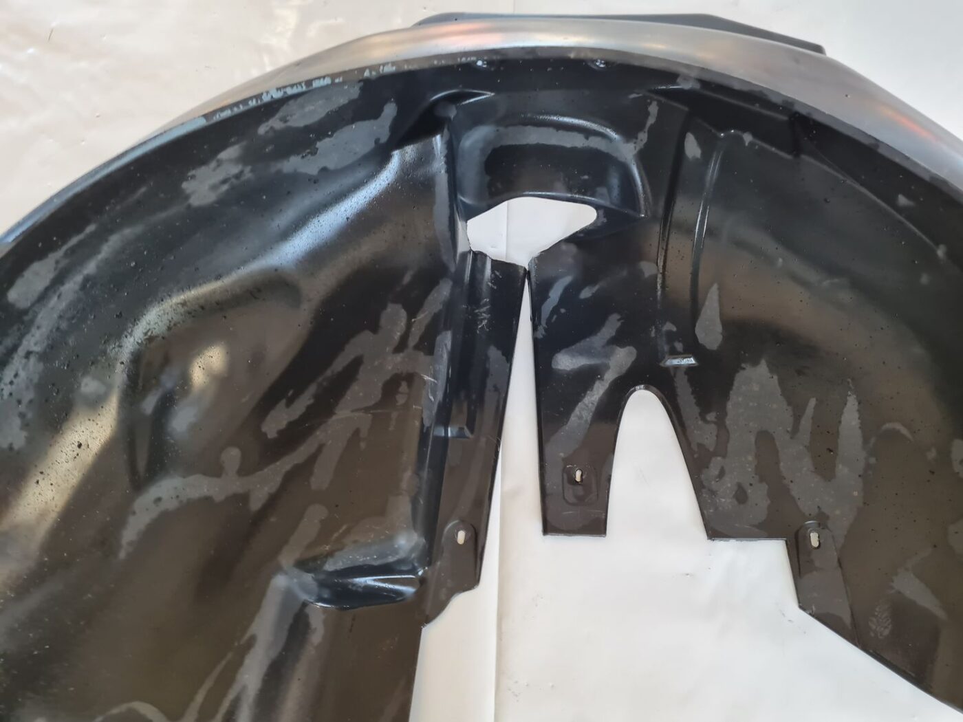 Aizmugurējais labais paspārns priekš AUDI A6 1998 3 Aizmugurējais labais paspārns priekš AUDI A6 1998