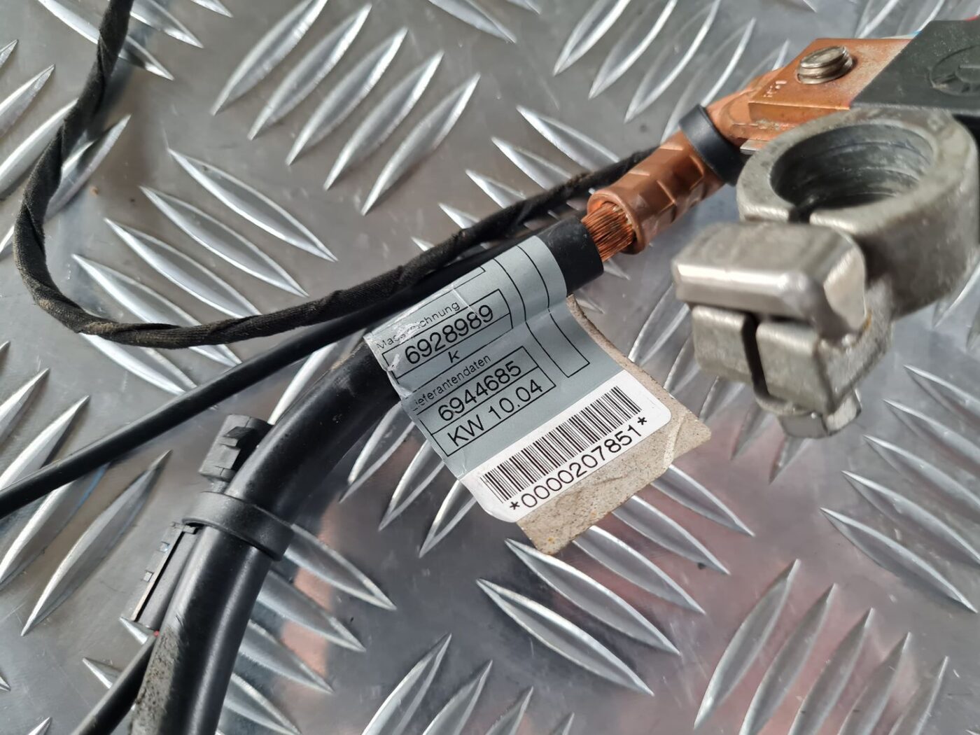 Negatīvais elektrovads priekš BMW 6 E63 645 2004 3 Negatīvais elektrovads priekš BMW 6 E63 645 2004