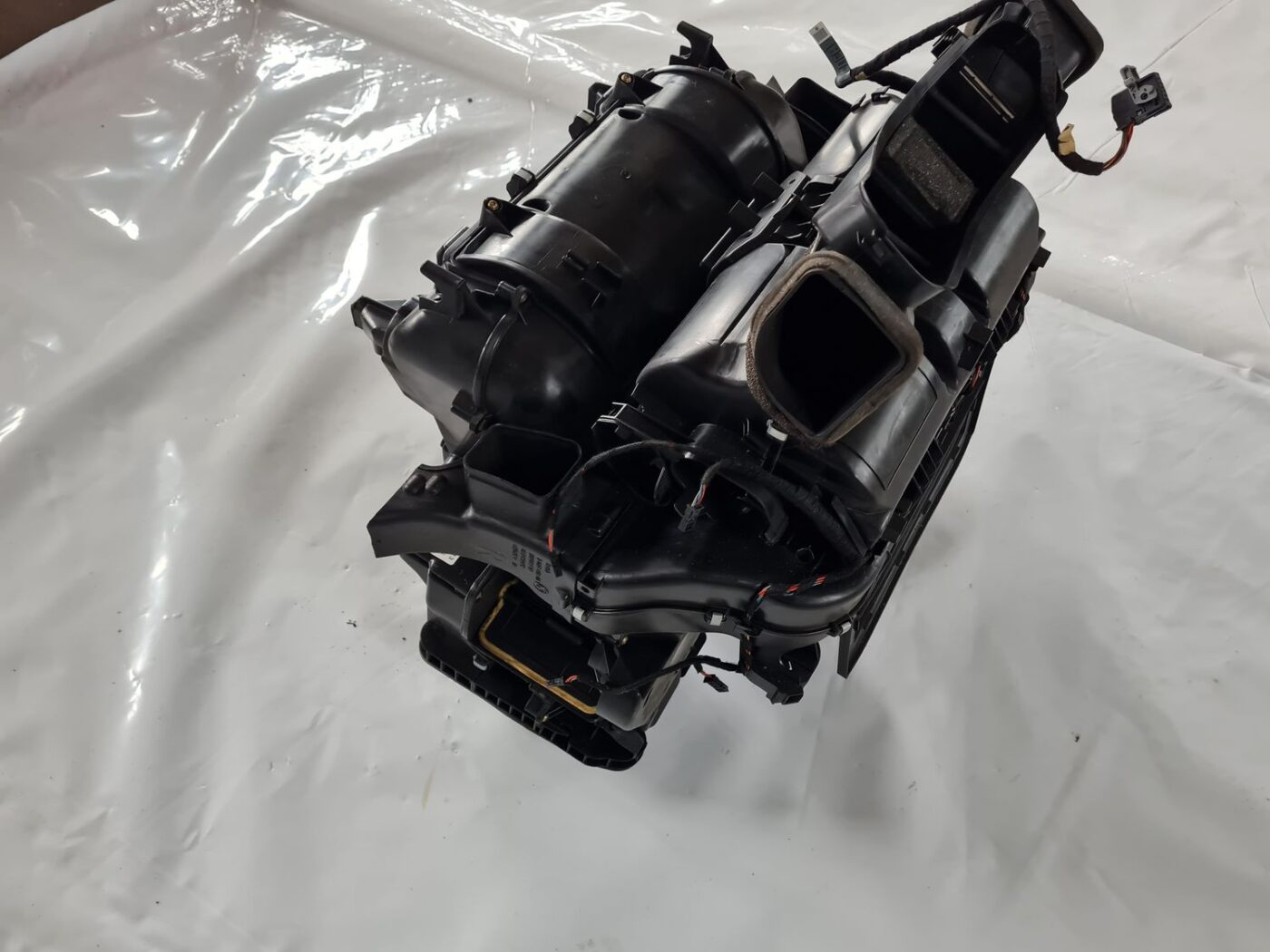 Salona sildītājs priekš BMW 6 E63 645 2004