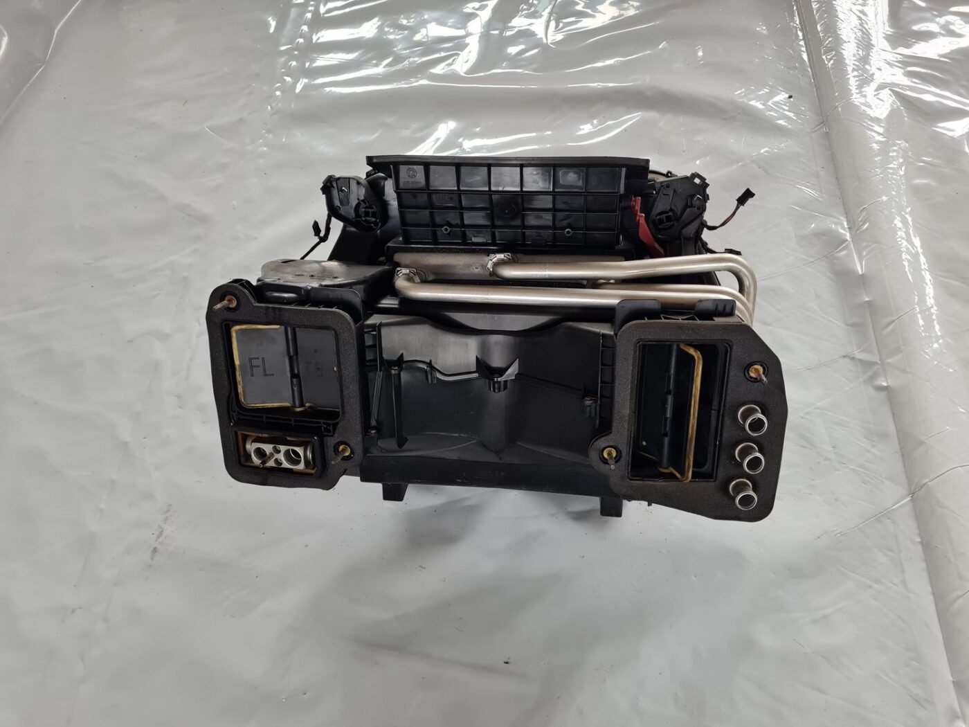 Salona sildītājs priekš BMW 6 E63 645 2004