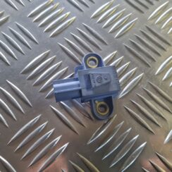 Drošības spilvena trieciensensors priekš VW GOLF 5 2004