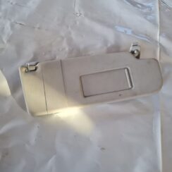 Saules aizsargs priekš VW GOLF 5 2004