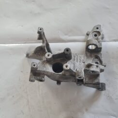 Ģeneratora kronšteins priekš CITROEN BERLINGO 2014