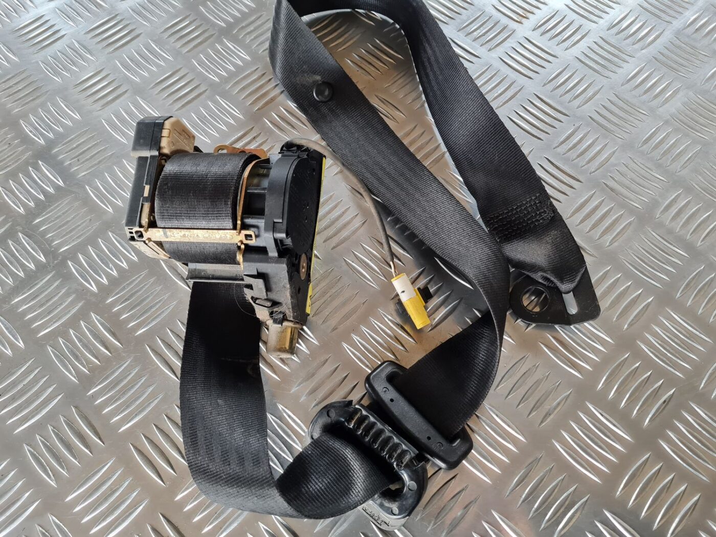 Priekšējā labā drošības josta priekš FIAT STILO 2003 2 Priekšējā labā drošības josta priekš FIAT STILO 2003