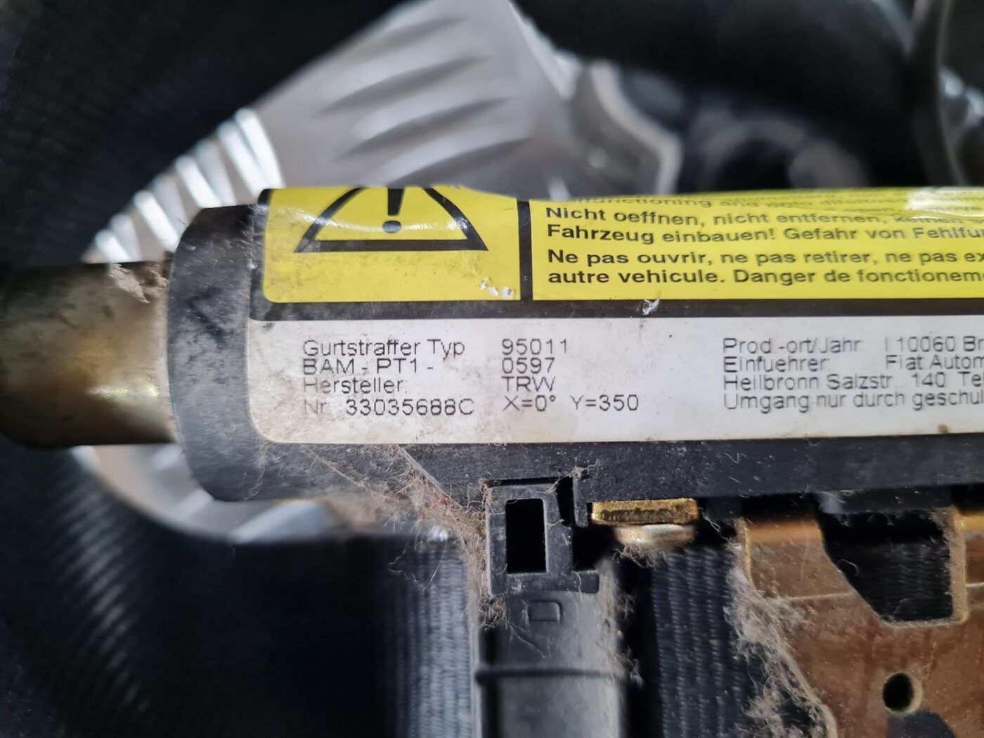 Priekšējā labā drošības josta priekš FIAT STILO 2003 4 Priekšējā labā drošības josta priekš FIAT STILO 2003