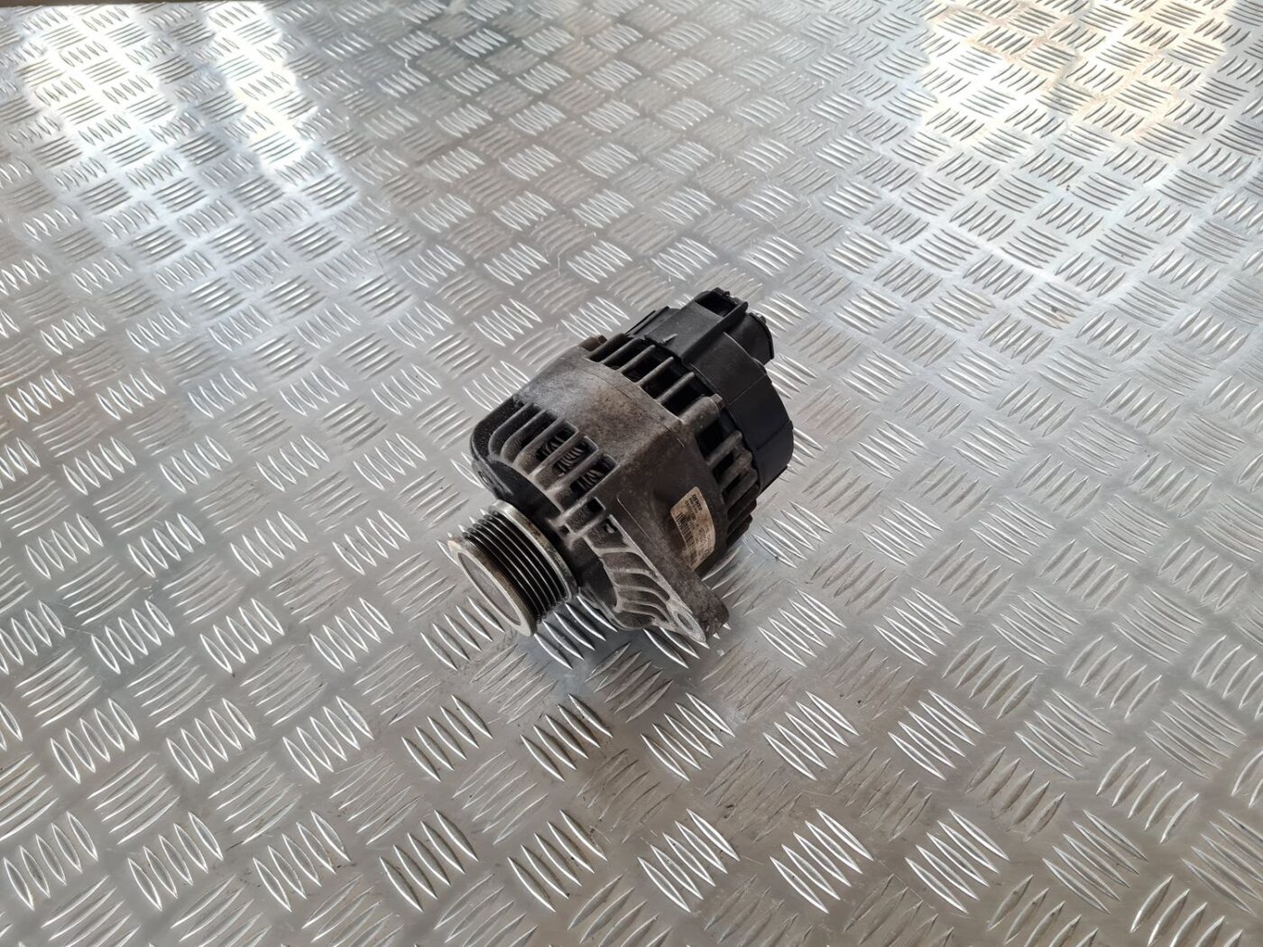 Ģenerators priekš FIAT STILO 2003 1 Ģenerators priekš FIAT STILO 2003