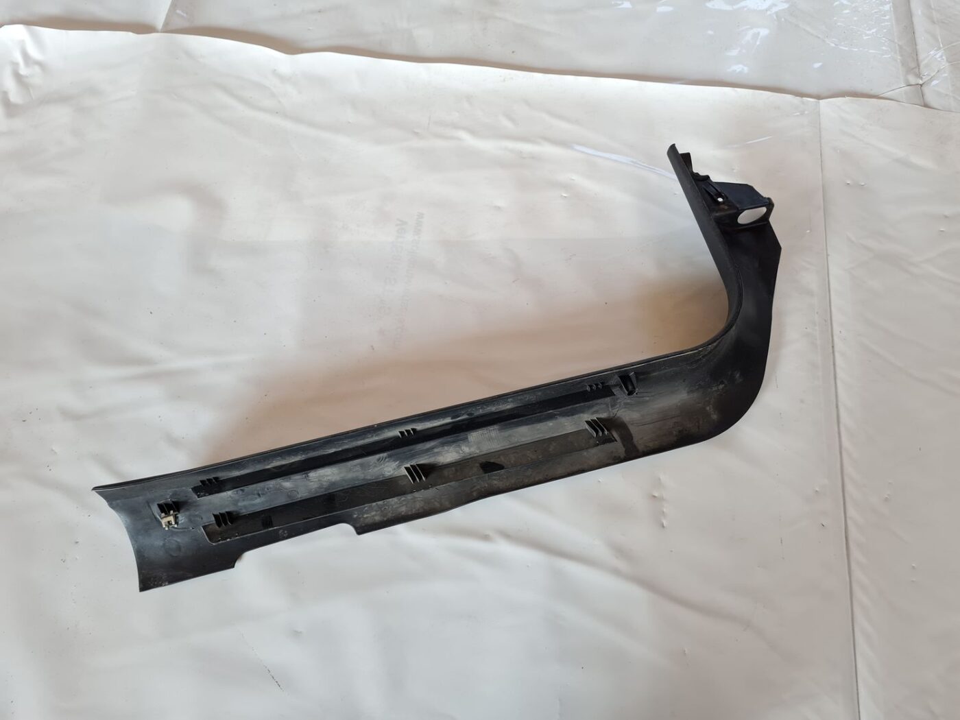 Sliekšņa priekšēja laba uzlika (salonā) priekš FIAT STILO 2003 6 Sliekšņa priekšēja laba uzlika (salonā) priekš FIAT STILO 2003