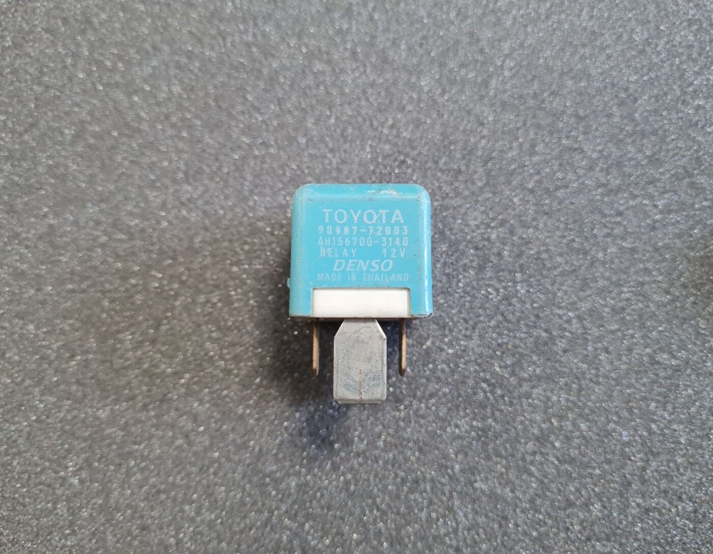 Drošinātāju releja priekš TOYOTA 1 Drošinātāju releja priekš TOYOTA