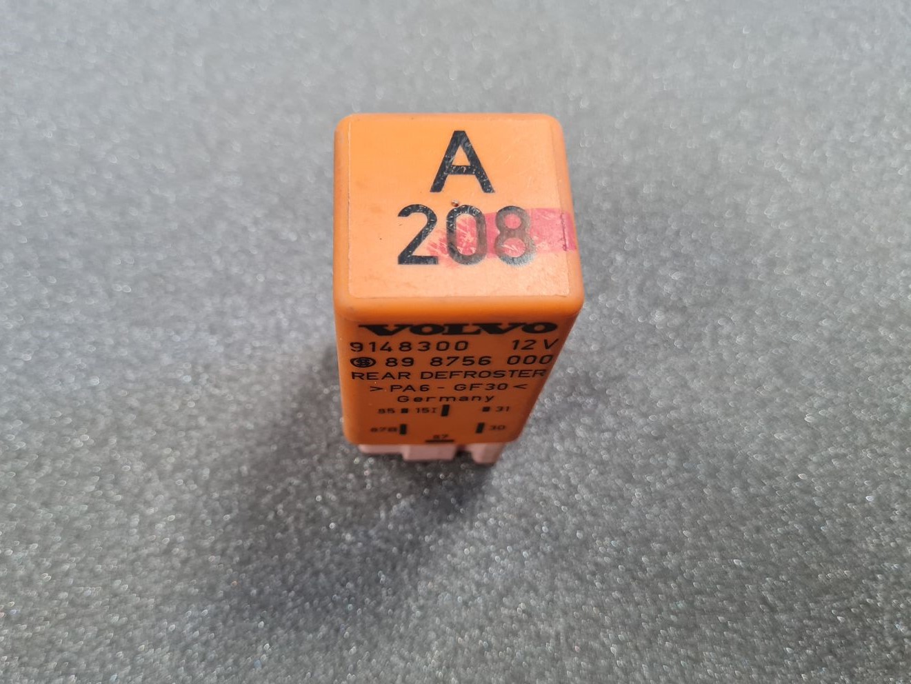 Drošinātāju releja priekš VOLVO 3 Drošinātāju releja priekš VOLVO