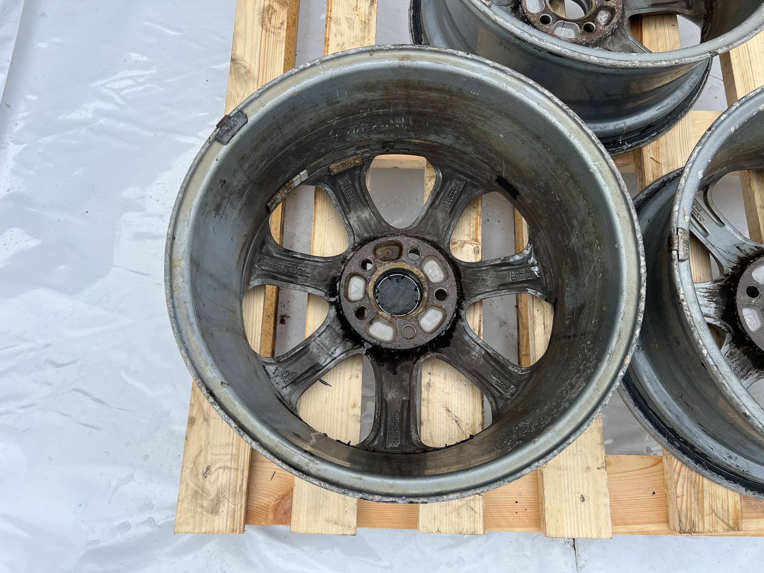 Lietais disks - vieglmetāla priekš VOLVO V60 2012 10 Lietais disks - vieglmetāla priekš VOLVO V60 2012