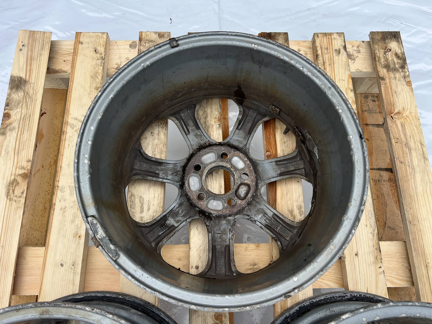 Lietais disks - vieglmetāla priekš VOLVO V60 2012 8 Lietais disks - vieglmetāla priekš VOLVO V60 2012