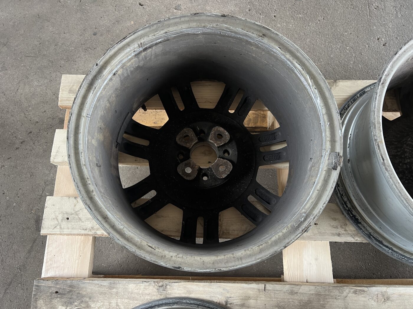 Lietie diski - vieglmetāla (kpl) priekš FIAT STILO 2003 4 Lietie diski - vieglmetāla (kpl) priekš FIAT STILO 2003