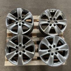 Lietie diski - vieglmetāla (kpl) priekš TOYOTA HILUX 2009