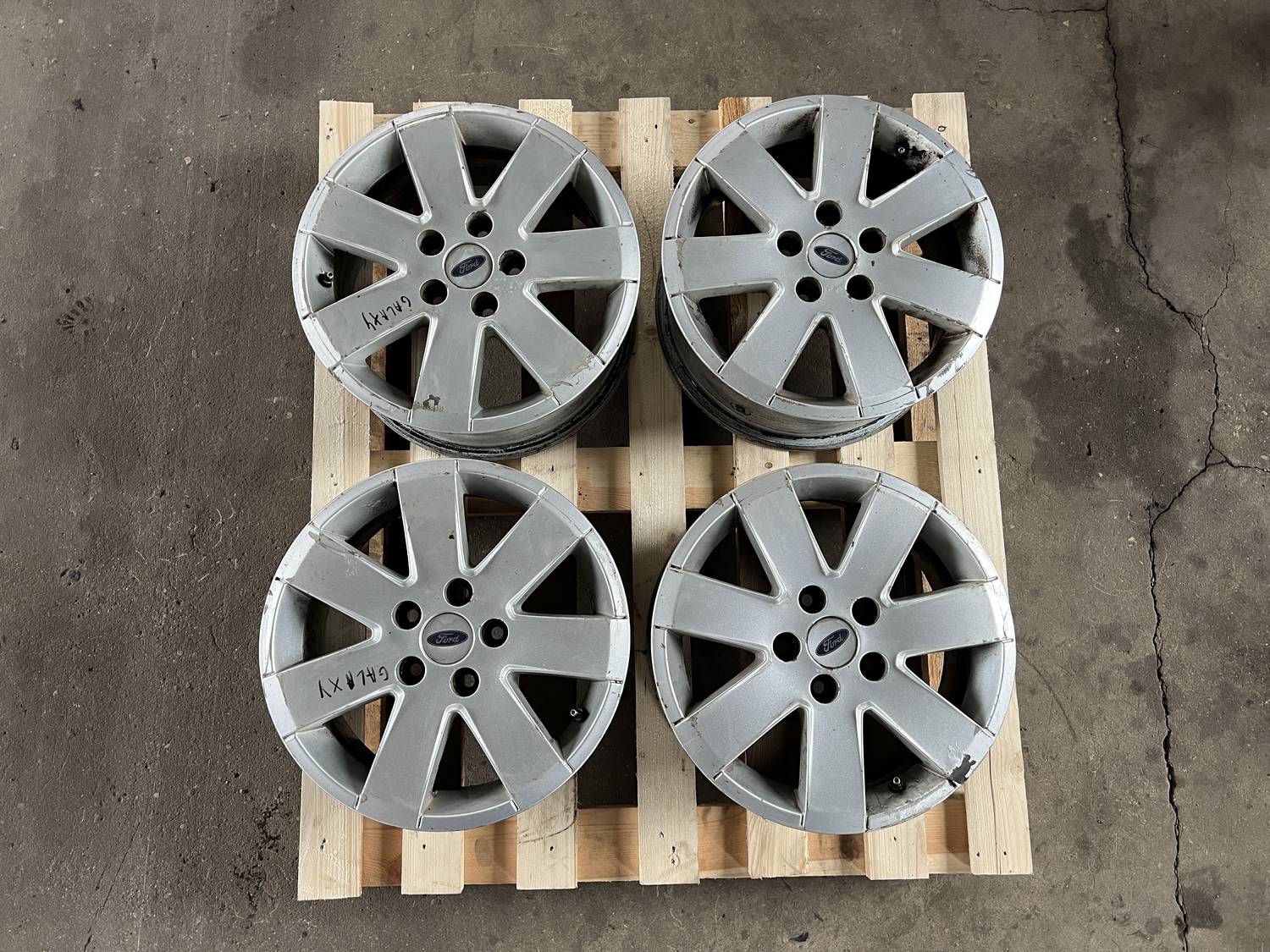 Lietie diski - vieglmetāla (kpl) priekš FORD GALAXY 2005 1 Lietie diski - vieglmetāla (kpl) priekš FORD GALAXY 2005