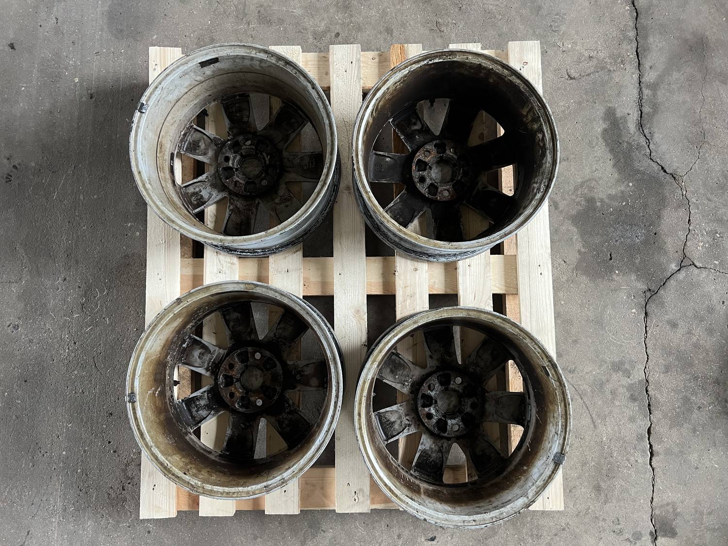 Lietie diski - vieglmetāla (kpl) priekš FORD GALAXY 2005 9 Lietie diski - vieglmetāla (kpl) priekš FORD GALAXY 2005