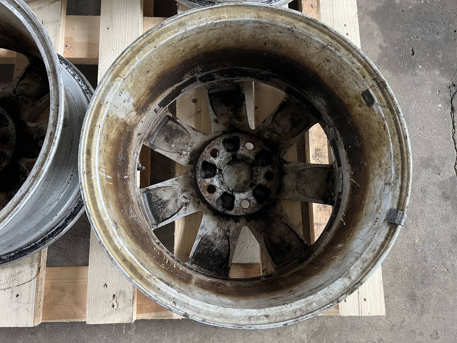 Lietie diski - vieglmetāla (kpl) priekš FORD GALAXY 2005 7 Lietie diski - vieglmetāla (kpl) priekš FORD GALAXY 2005