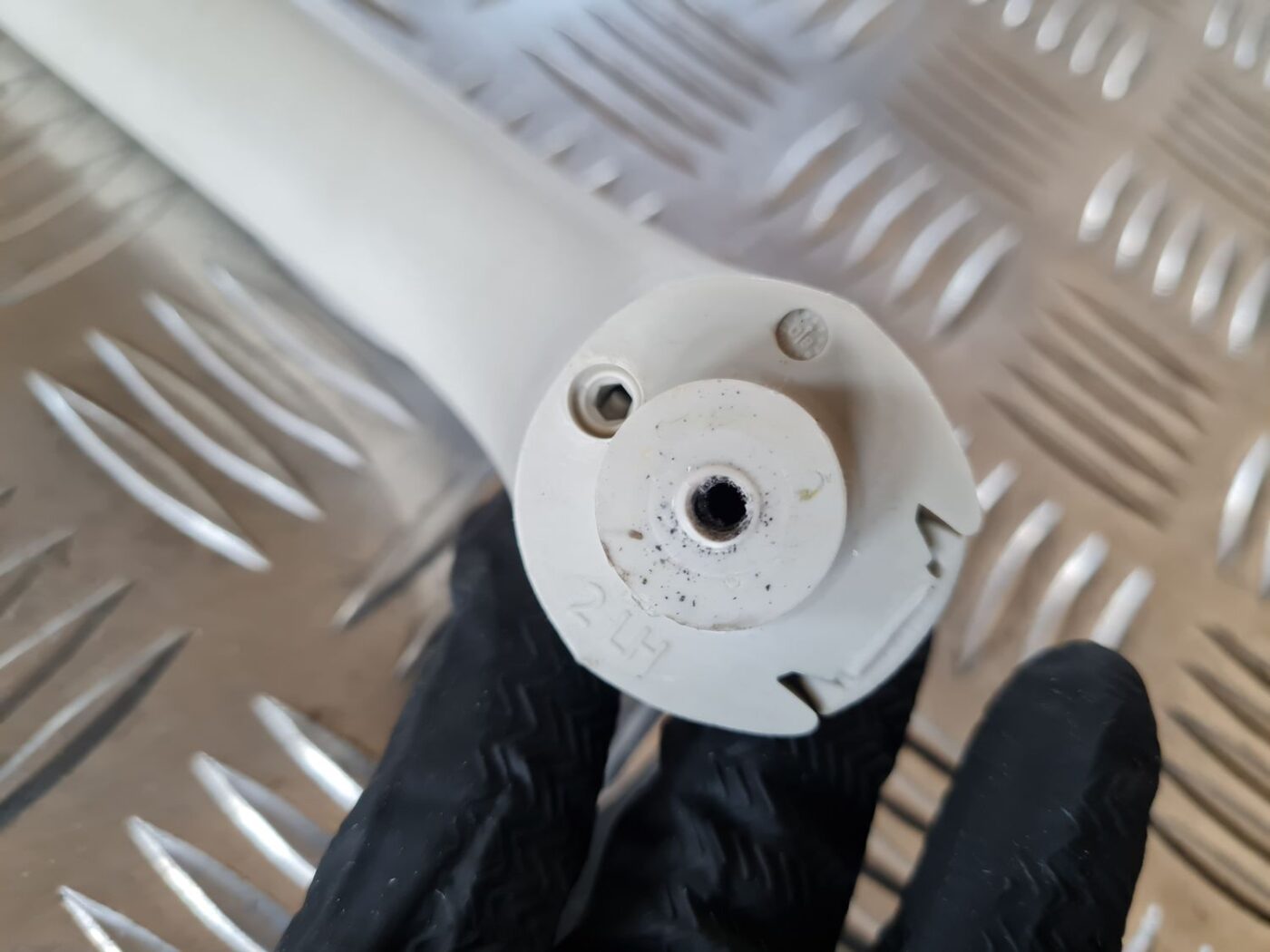 Salona rokturis griestos priekš DODGE JOURNEY 2010 3 Salona rokturis griestos priekš DODGE JOURNEY 2010