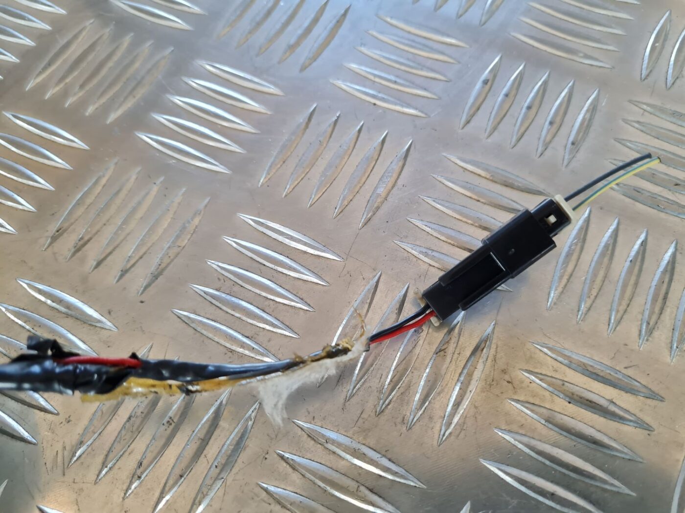 Saules aizsargs priekš DODGE JOURNEY 2010 5 Saules aizsargs priekš DODGE JOURNEY 2010