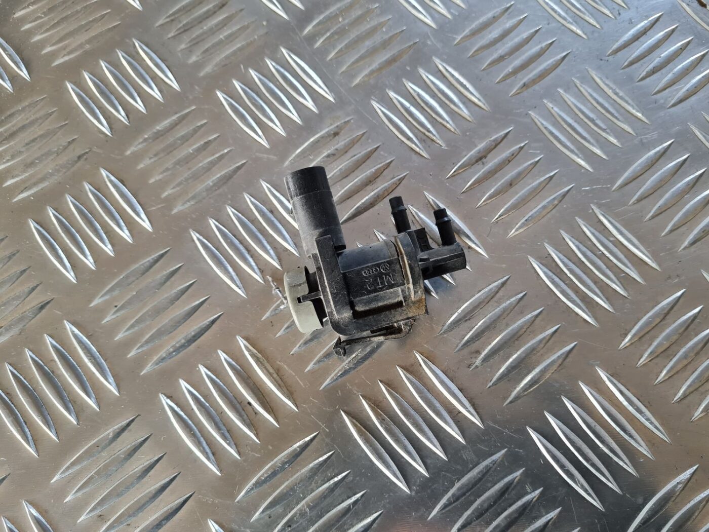 Solenoīda vakuuma vārsts priekš DODGE JOURNEY 2010