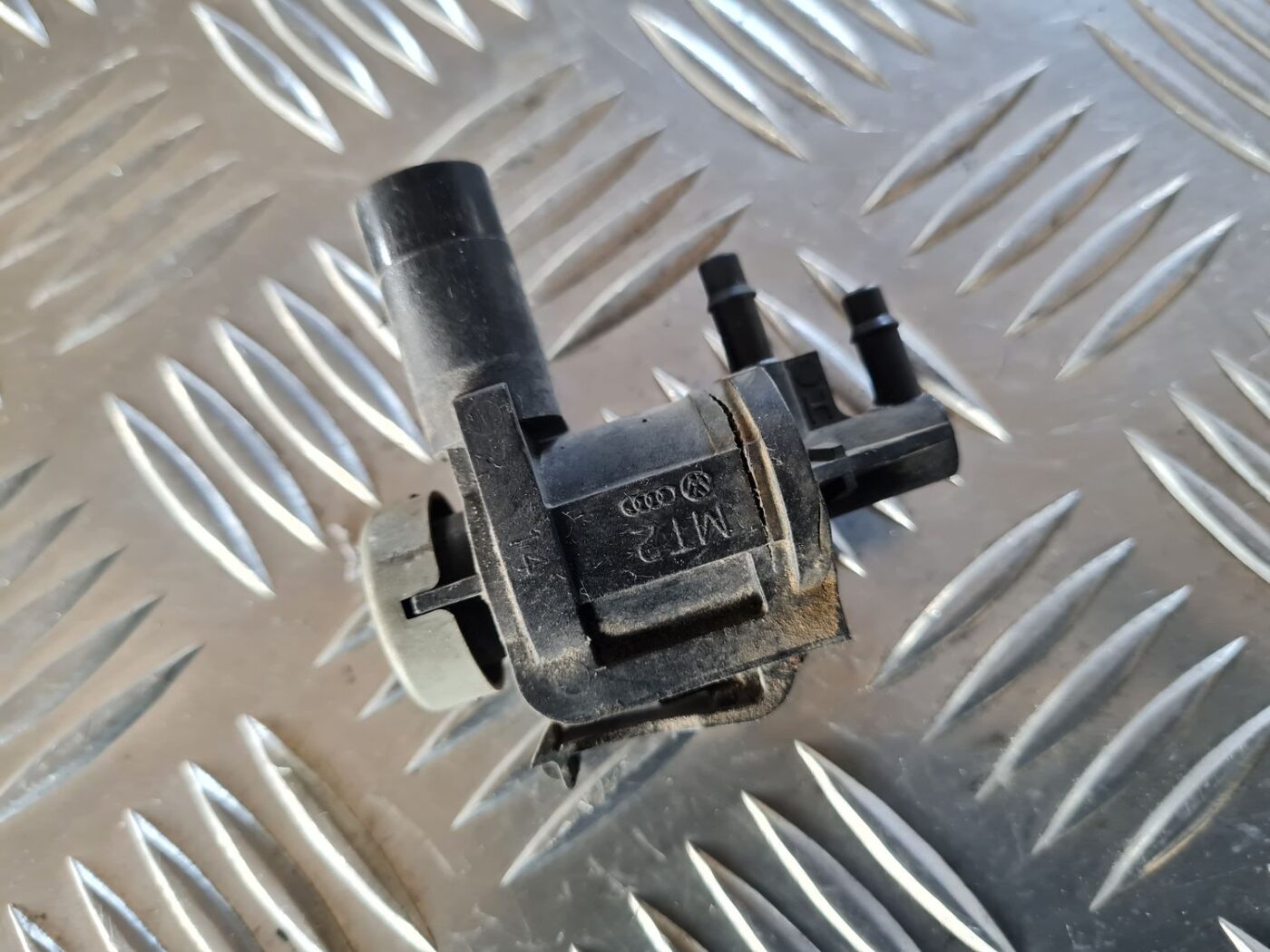 Solenoīda vakuuma vārsts priekš DODGE JOURNEY 2010