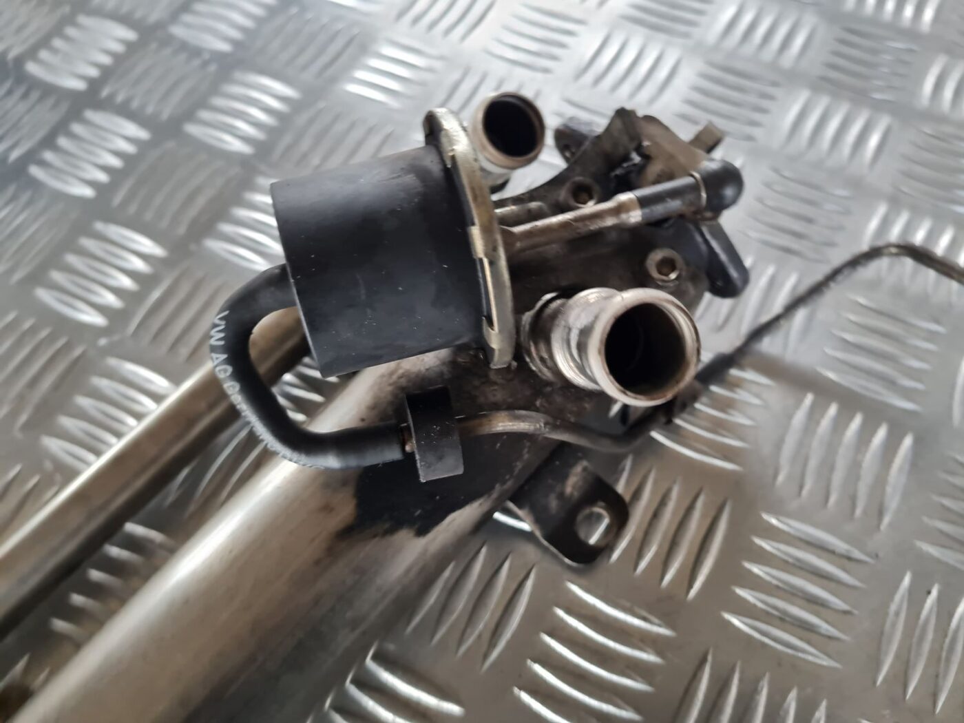 EGR vārsta dzesētājs priekš DODGE JOURNEY 2010 6 EGR vārsta dzesētājs priekš DODGE JOURNEY 2010