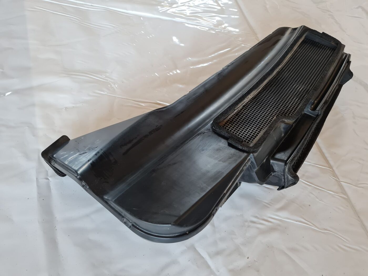 Salona gaisa vads priekš DODGE JOURNEY 2010 2 Salona gaisa vads priekš DODGE JOURNEY 2010