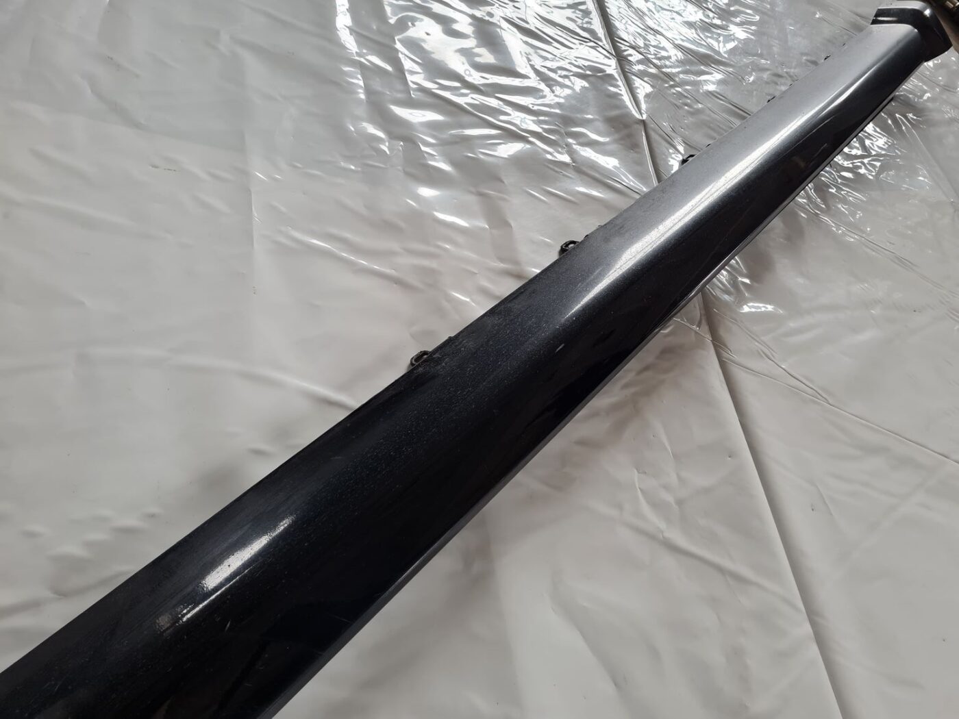 Ārēja sliekšņa kreisa uzlika priekš DODGE JOURNEY 2010 13 Ārēja sliekšņa kreisa uzlika priekš DODGE JOURNEY 2010