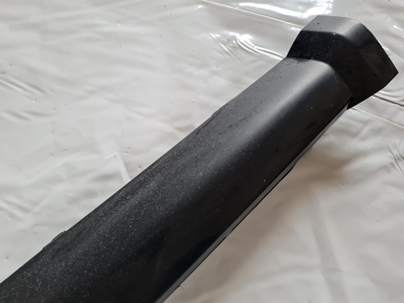 Ārēja sliekšņa kreisa uzlika priekš DODGE JOURNEY 2010 12 Ārēja sliekšņa kreisa uzlika priekš DODGE JOURNEY 2010