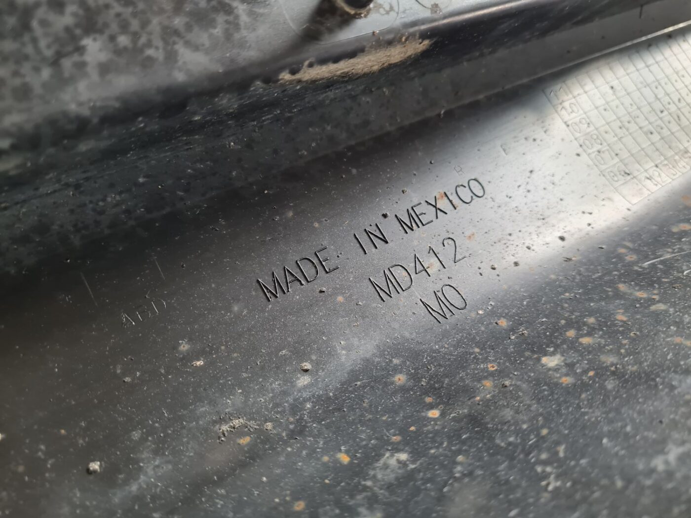 Ārēja sliekšņa kreisa uzlika priekš DODGE JOURNEY 2010 5 Ārēja sliekšņa kreisa uzlika priekš DODGE JOURNEY 2010