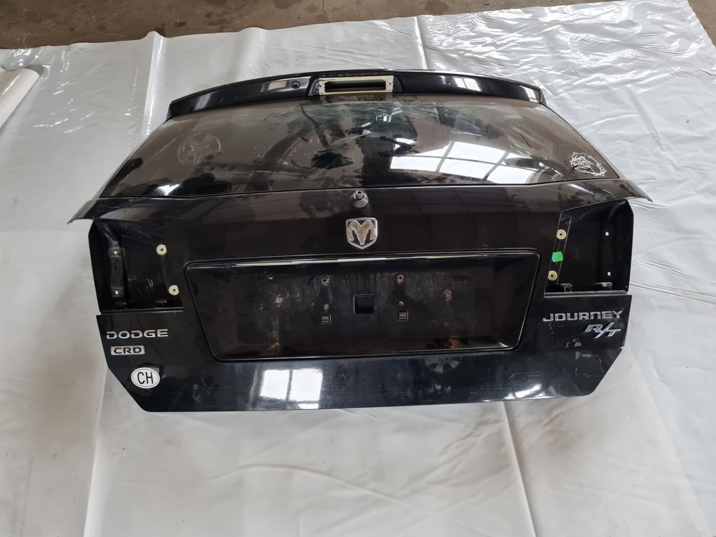 Bagāžnieka vāks priekš DODGE JOURNEY 2010