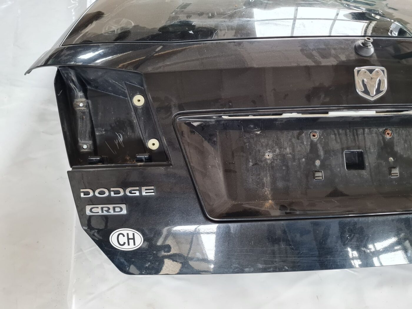 Bagāžnieka vāks priekš DODGE JOURNEY 2010