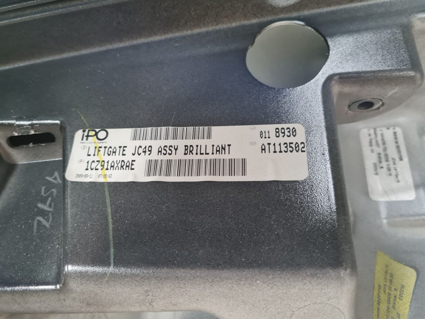 Bagāžnieka vāks priekš DODGE JOURNEY 2010