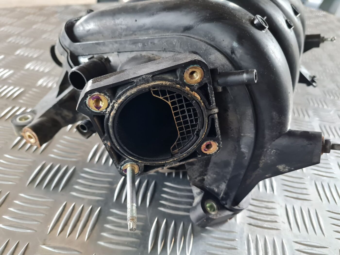 Ieplūdes kolektors priekš TOYOTA AURIS 2007