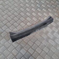 Sliekšņa aizmugurēja laba uzlika (salonā) priekš TOYOTA AURIS 2007