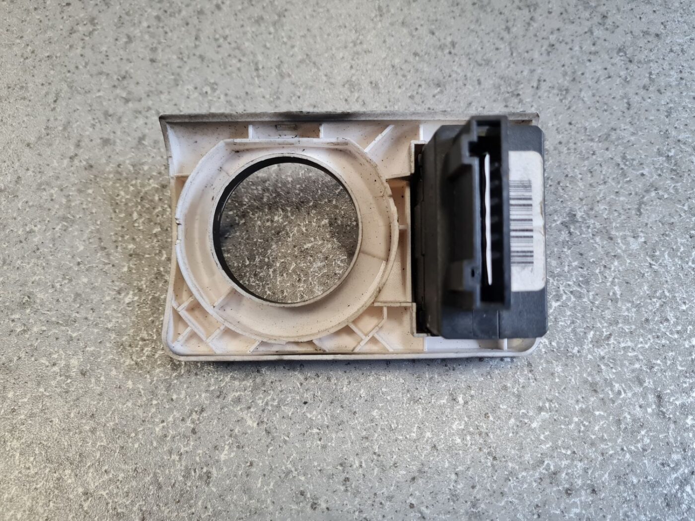 Mērinstrumentu paneļa pārslēgšanas pogas priekš AUDI A6 AVANT 2003 5 Mērinstrumentu paneļa pārslēgšanas pogas priekš AUDI A6 AVANT 2003