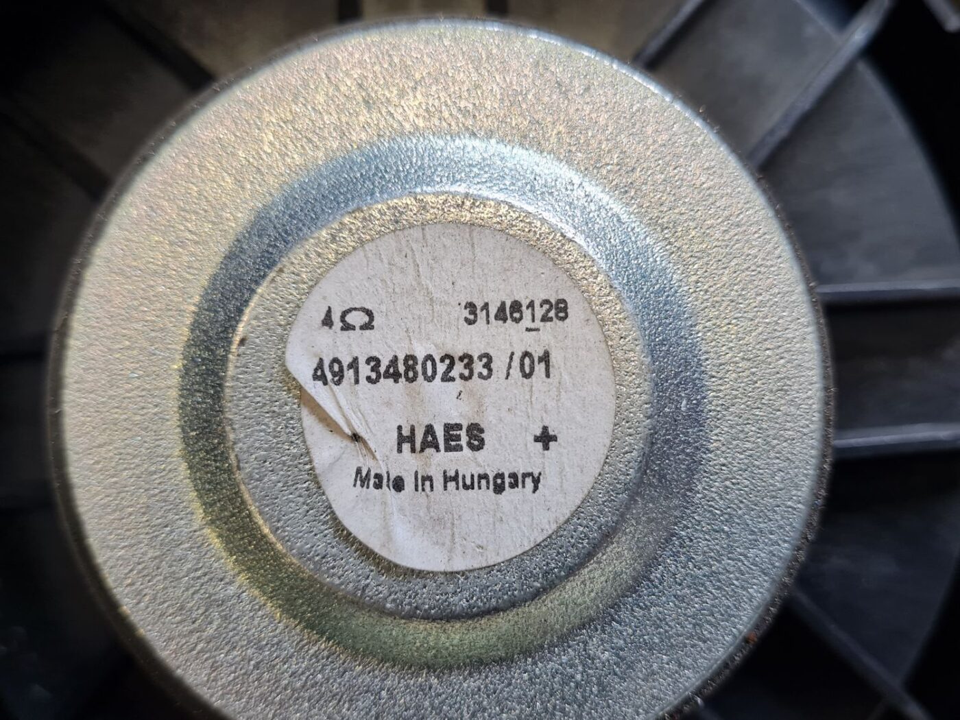 Durvju skaļrunis, apakšā priekš VOLVO V70 2006 4 Durvju skaļrunis, apakšā priekš VOLVO V70 2006