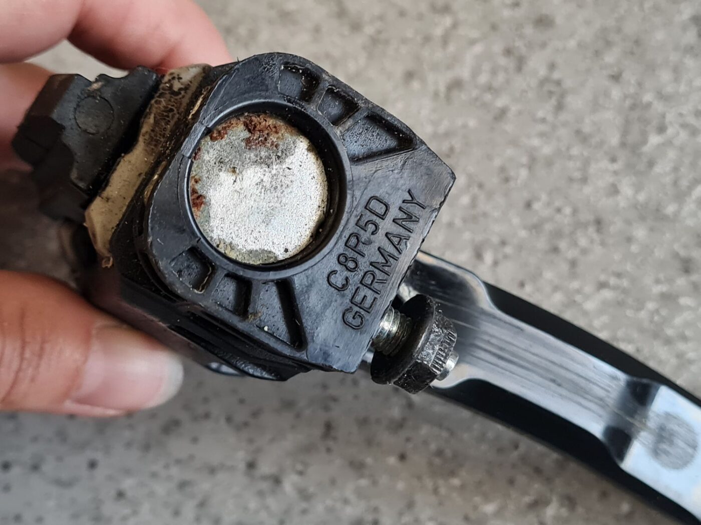 Durvju pietura priekš VOLVO S40 2007 5 Durvju pietura priekš VOLVO S40 2007