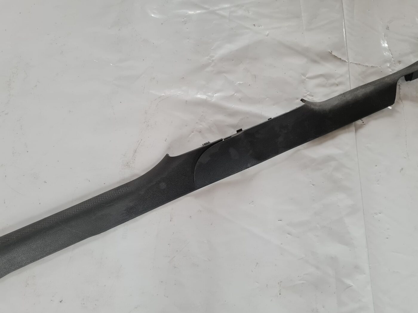 Sliekšņa laba uzlika priekš VW PASSAT 2004 UNIVERSAL GREY 9 Sliekšņa laba uzlika priekš VW PASSAT 2004 UNIVERSAL GREY