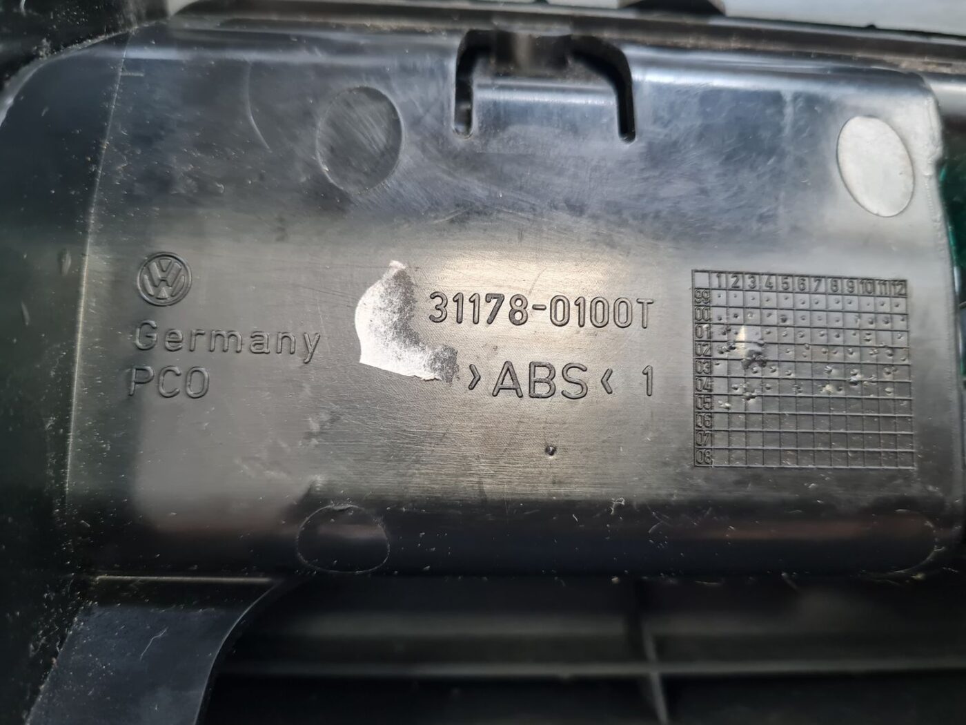 Pelnu trauks priekš FORD GALAXY 2005 4 Pelnu trauks priekš FORD GALAXY 2005