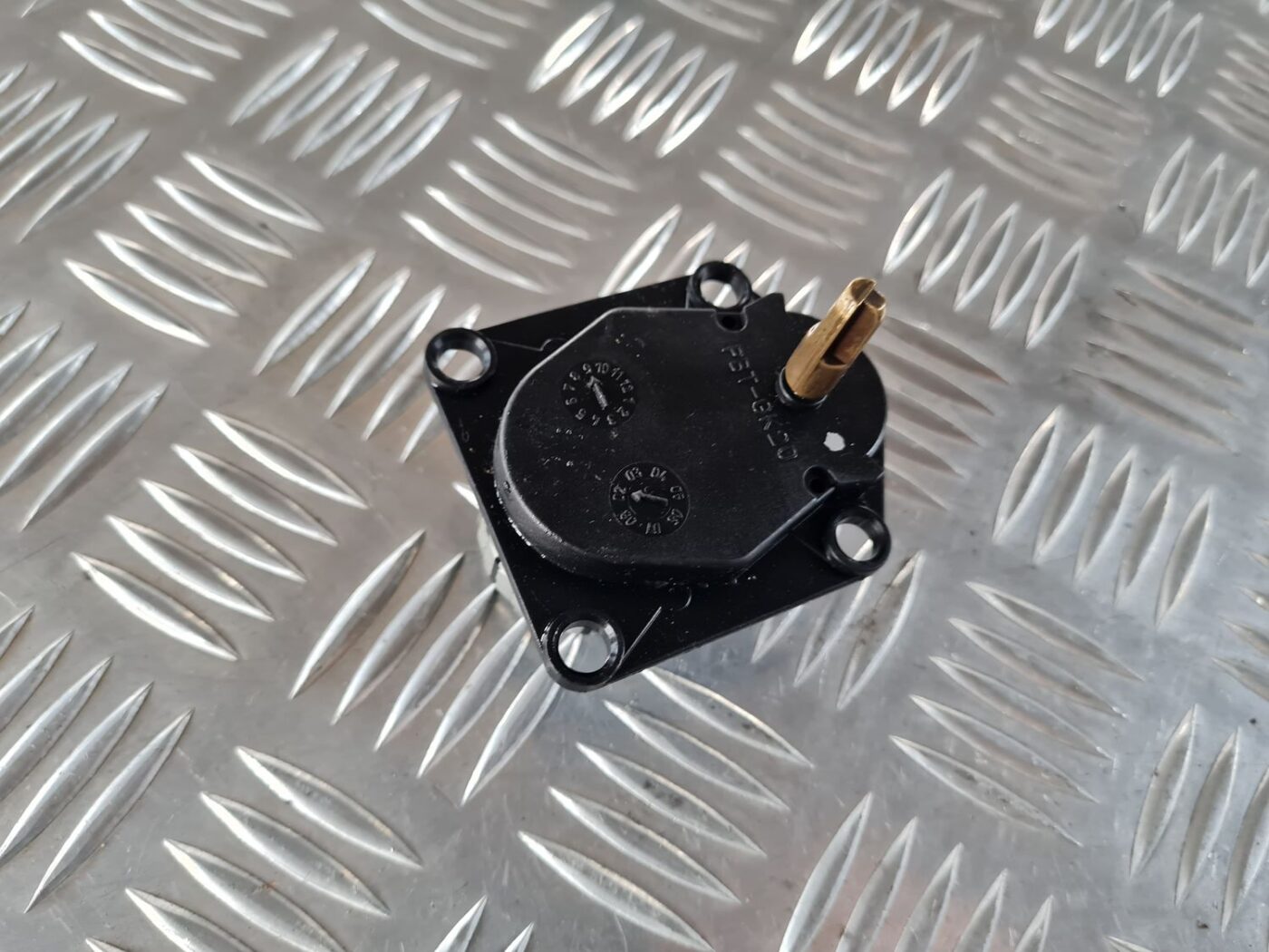 Apsildes sistēmas aktuators priekš SAAB 9-5 1999