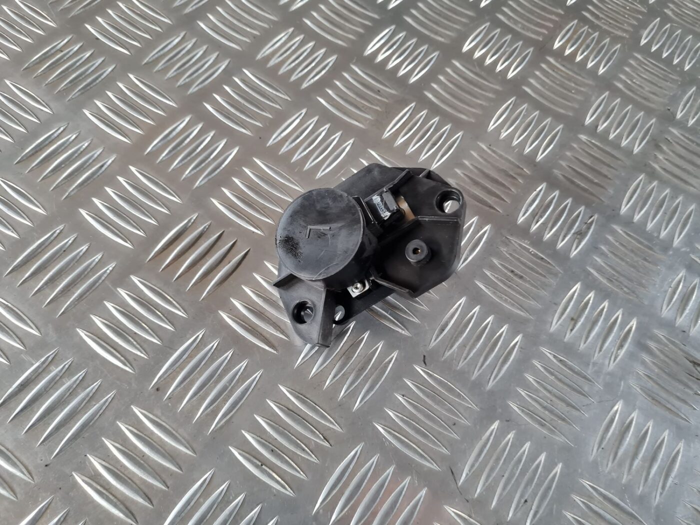 Apsildes sistēmas aktuators priekš SAAB 9-5 1999