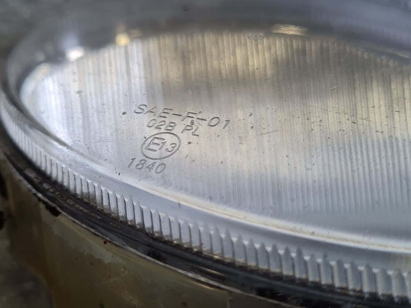 Miglas lukturis priekšā pa kreisi priekš Hyundai Santa Fe 2006-2012 3 Miglas lukturis priekšā pa kreisi priekš Hyundai Santa Fe 2006-2012