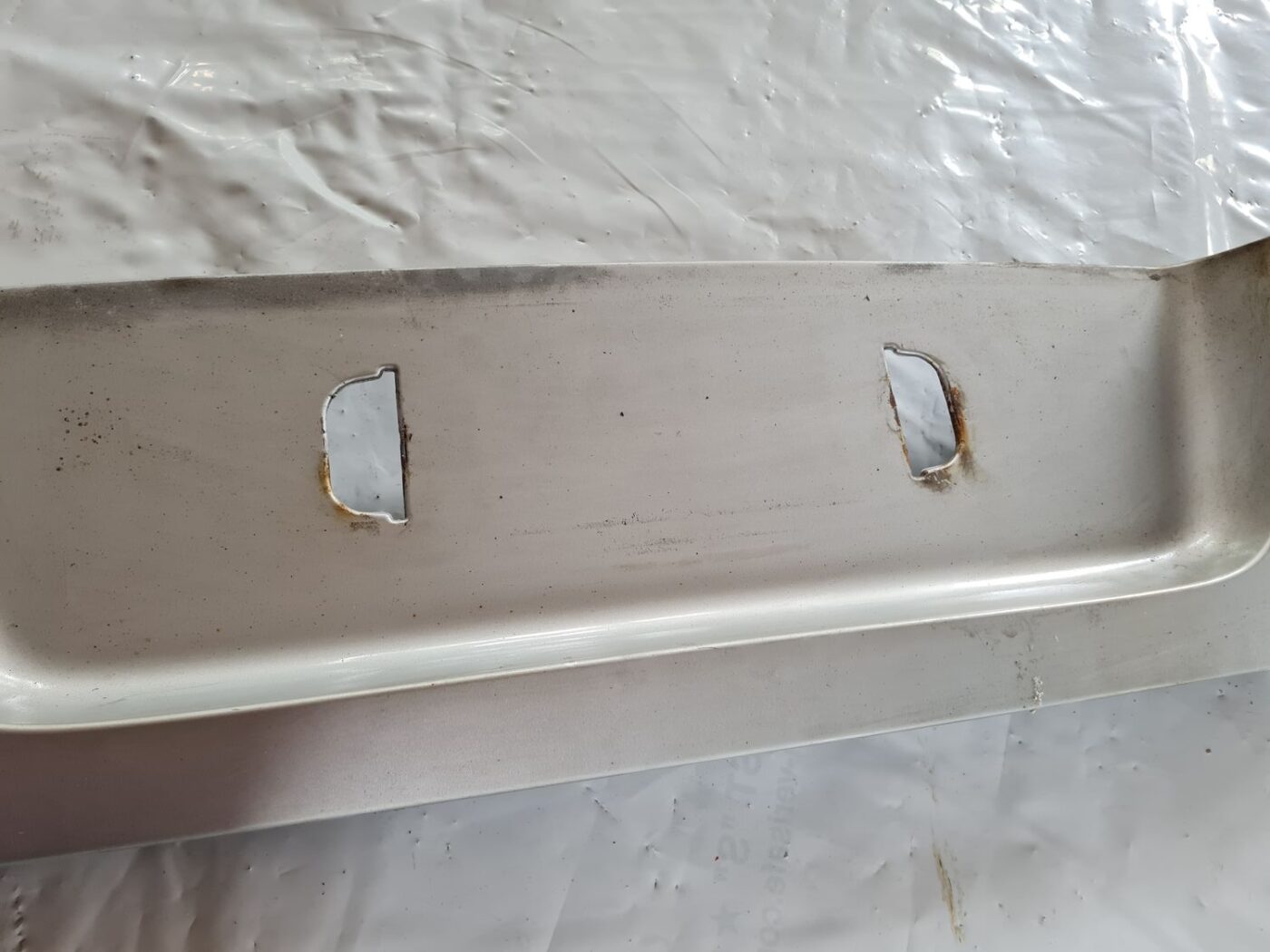 Bagāžnieka vaka uzlika priekš SAAB 9-5 1999 9 Bagāžnieka vaka uzlika priekš SAAB 9-5 1999