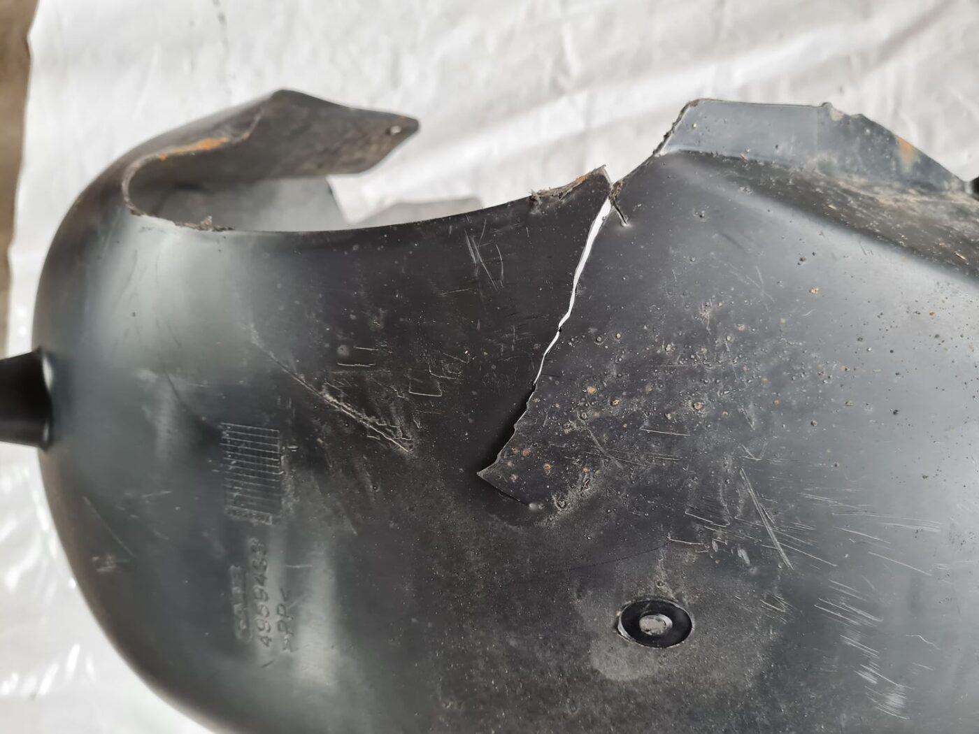 Aizmugurējais kreisais paspārns priekš SAAB 9-5 1999